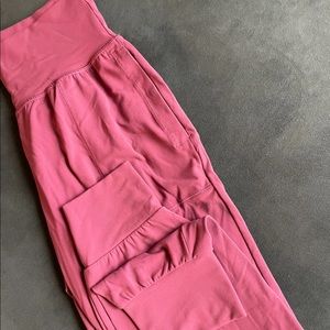 Athleta Salutation Jogger